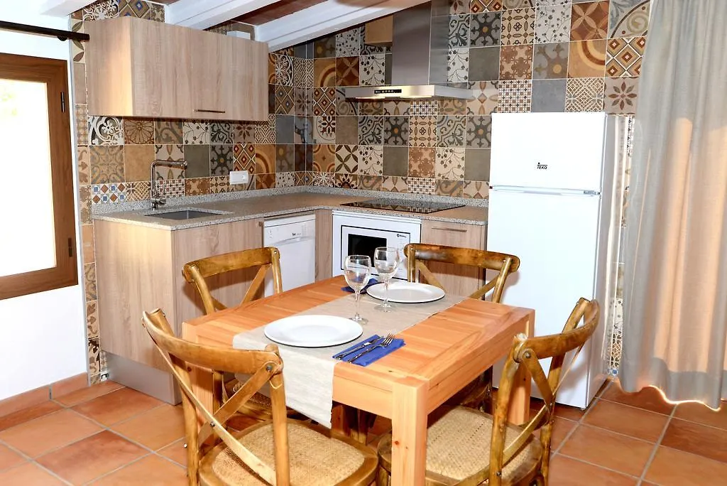 Farm stay Can Porreti Agroturisme Lloret de Vistalegre Spain