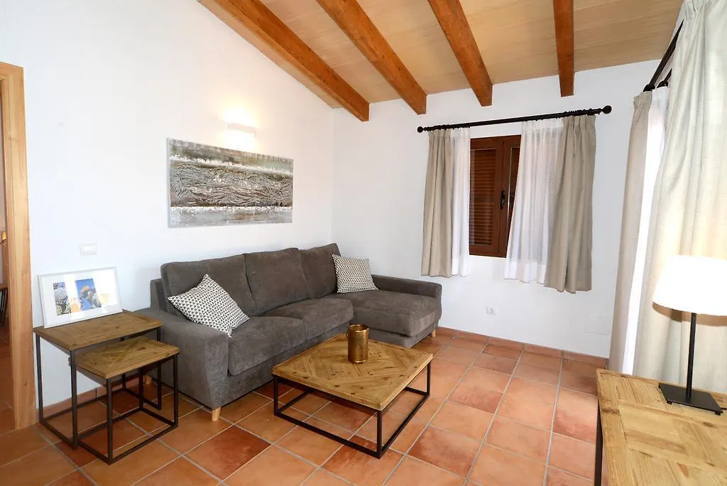 Farm stay Can Porreti Agroturisme Lloret de Vistalegre