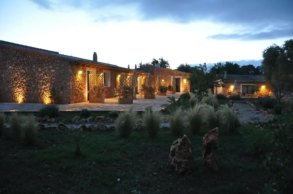 Farm stay Can Porreti Agroturisme Lloret de Vistalegre Spain