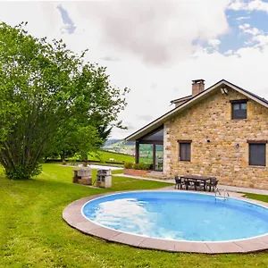 Casa Con Gran Jardín Y Piscina En Cabarceno Сasa de vacaciones Villanueva (Cantabria)